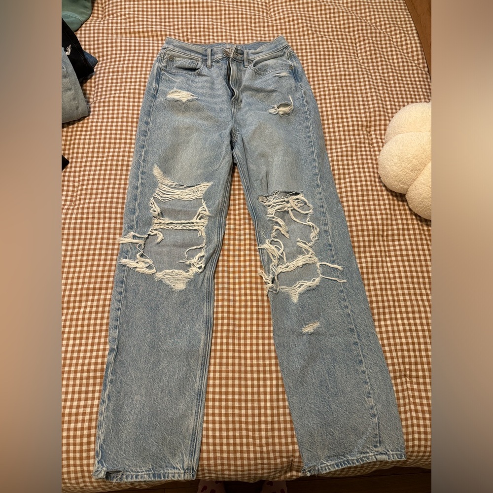 American Eagle Highest Rise 90’s Boyfriend Jeans size 6 Long